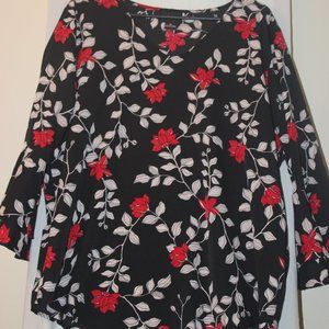 Floral flowy blouse
